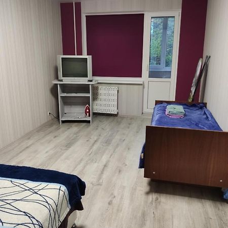 Затишна Квартира Apartment Cherkasy Ngoại thất bức ảnh