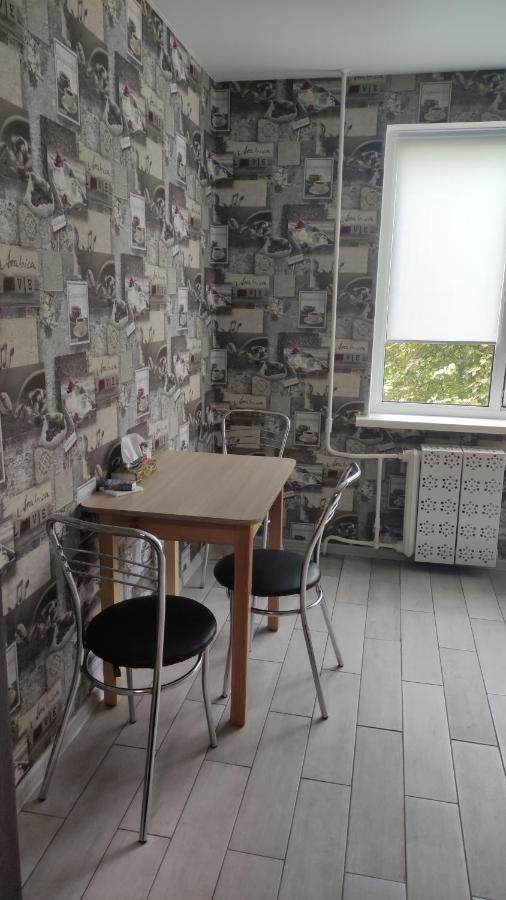 Затишна Квартира Apartment Cherkasy Ngoại thất bức ảnh